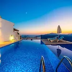 빌라 Honeymoon With Sea View