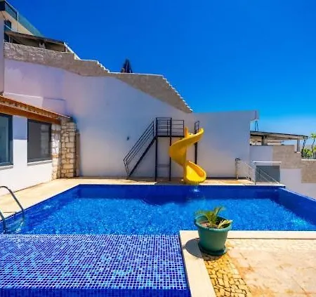 빌라 Honeymoon With Sea View