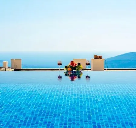 Honeymoon With Sea View *