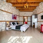 Honeymoon With Sea View Villa