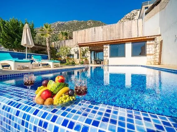 Honeymoon With Sea View فيلة *