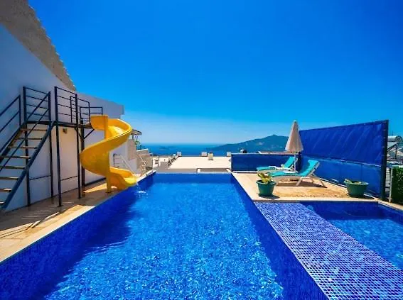 فيلة Honeymoon With Sea View كاس