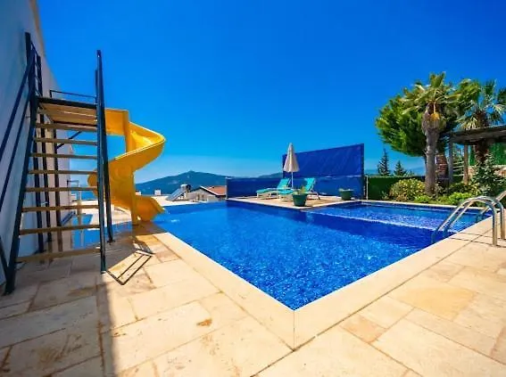 Honeymoon With Sea View كاس