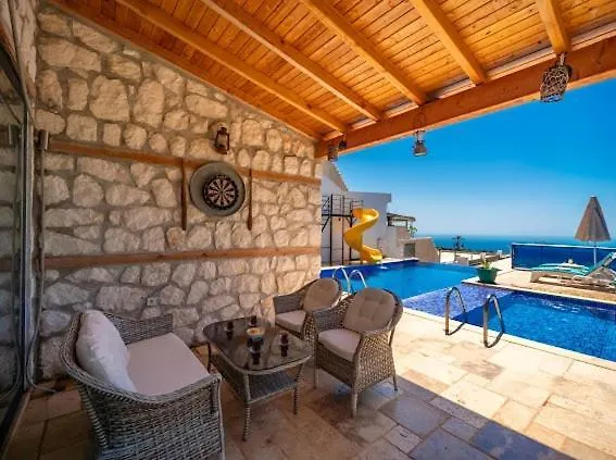 فيلة Honeymoon With Sea View *