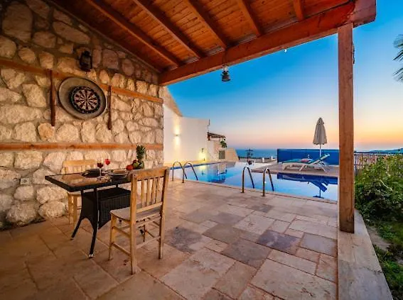 Honeymoon With Sea View كاس